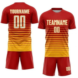 Tenues de football personnalisées sublimées en gros pour hommes et femmes – Ensembles maillot et short de football vierges - Product Image 3