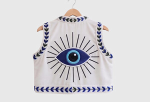 Chaleco sin mangas blanco para mujer con patrón de ojos bordado, estilo bohemio, cuello en V, decoración con bordado a mano - Product Image 2