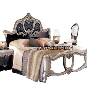 Lits fantaisie en bois argenté et noir - Product Image 1