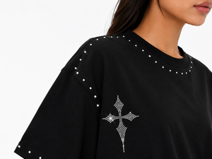เสื้อยืดประดับเพชรขนาดใหญ่พิเศษสำหรับผู้หญิง |   เสื้อยืดสตรีทแวร์พรีเมียมทรงหลวมสีดำ OEM รับผลิตแบรนด์ส่วนตัว - Product Image 4