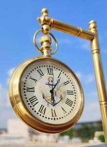 Vintage Brass <b>Desk</b> <b>Clock</b> with Wooden Base Antique Table <b>Clock</b> Nautical Decorative Timepiece for Home Office Decor Wholesale OEM - Product Image 2
