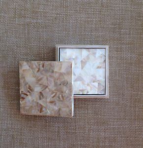 Ensemble de dessous-de-verre personnalisés en nacre, mosaïque de coquillages faite à la main, vaisselle décorative, cadeau personnalisé, accessoires pour la maison - Product Image 6