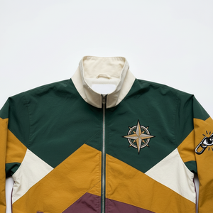 Conjunto Deportivo de Chaqueta y Pantalones Cortos, Chaqueta Cortavientos Personalizada con Logotipo Bordado, Cierre Completo - Product Image 3