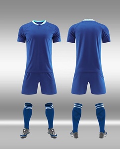 Conjunto de Uniforme de Fútbol para Mujer con Patrón Geométrico Personalizado, Ribete en Contraste, Ligero, con Impresión de Nombre y Número - Product Image 2