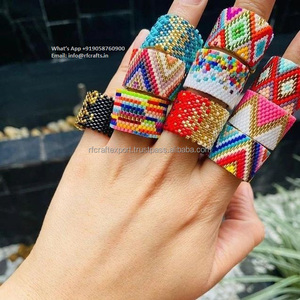 Anillo de dedo de estilo bohemio cristiano con cuentas de semillas de fácil uso Forma de bola Regalo religioso - Product Image 5