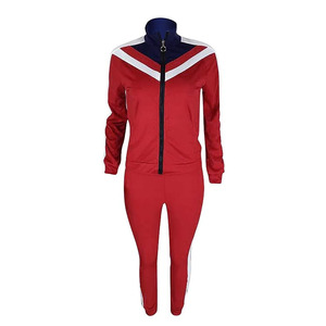 Conjunto Deportivo de Felpa Técnica con Sudadera con Cremallera y Pantalones Deportivos Unisex para Hombre y Mujer - Product Image 1