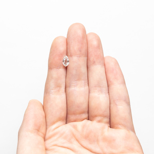 Diamante Suelto con Corte Pera Cultivado Naturalmente en Laboratorio, Certificado IGI con Perforación Láser, Color D para Joyería - Product Image 6