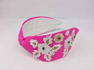 Diadema beige con nudos y bordados al por mayor para mujer, accesorio floral de seda para el cabello, ideal para invitadas de boda, tocado hecho a mano con cuentas. - Product Image 5