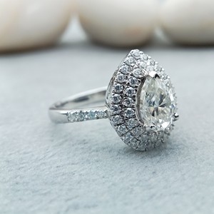 Anillo de Compromiso y Boda D'VINS JEWELS, Diseño de Pera, Corte Brillante, Oro Rosa con Incrustaciones de Diamantes Cultivados en Laboratorio, Color D Blanco, Certificado - Product Image 2