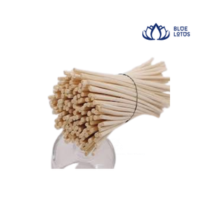 บลูโลตัสฟาร์ม น้ำหอมปรับอากาศแบบแท่งหวาย ทำมือ ปราศจากแอลกอฮอล์ เป็นมิตรกับสิ่งแวดล้อม 100% ปราศจากสารตะกั่ว รูปทรงกระบอก ใช้งานได้ 3 เดือน - Product Image 1