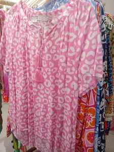 Camisa de Satén con Estampado de Estrellas Coloridas, Estilo Moderno, Multicolor, Cuello Camisero, Brillante, para Fiestas de Verano, con Ribete en Contraste, Informal - Product Image 4