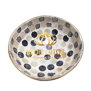 Cuenco de Coco con Mosaico de Perlas Hecho a Mano en Vietnam, de Alta Calidad y Sostenible, Diseño Clásico, Apto para Lavavajillas, para Decoración del Hogar - Product Image 1