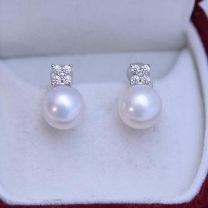 Freshwater 10-11mm White Strong Light Pearl <b>Stud</b> <b>Earrings</b> for Women S925 Silver Korean Edition <b>Fine</b> Flaws - Product Image 4
