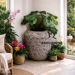 Vase à fleurs en osier magnifiquement sculpté, durable et écologique, parfait pour la maison tropicale, la villa, la ferme - Product Image 1