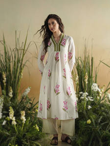 <b>White</b> Floral Printed Maxi Dress With V-Neck Long Sleeve Loose Fit Casual Spring Wear Hand Embroidered Cotton Dress Beautiful - Product Image 4