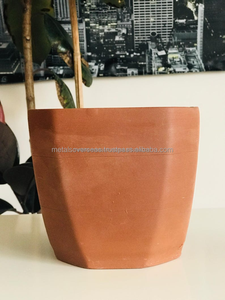 Maceta Moderna de Terracota con Acabado Mate, Macetero Minimalista de Arcilla para Plantas de Interior y Exterior - Product Image 2