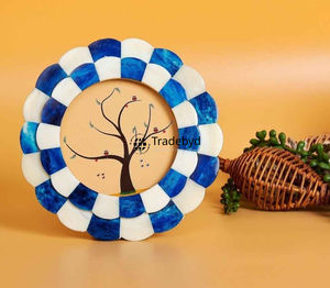 Marco de Fotos Premium Hecho a Mano con Incrustaciones de Hueso, Diseño Artesanal y Creativo, por Tradebyd - Product Image 5