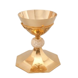 Hot Selling Chalice Light Rose Gold Color Also Customized With Etching Design Chalice is handmade high-quality brass church - Product Image 1