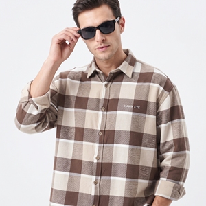 Chemise décontractée tissée à carreaux marron à blocs de couleur pour homme, coupe carrée, manches longues, boutonnée, personnalisable - Product Image 4