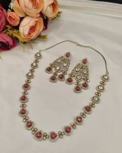 Lucentarts Ethnic Antique <b>Gold</b> Plated Indian Traditional Jewelry <b>Set</b> Kundan Stone Necklace and Earrings <b>Set</b> for Women Party Wear - Product Image 6