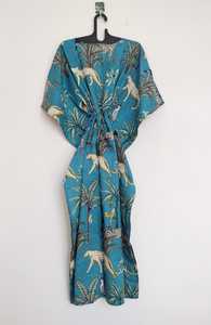 Robe kaftan en coton à imprimé floral, faite à la main, légère, style bohème, parfaite pour la plage, confortable, tenue d'été pour femmes - Product Image 3