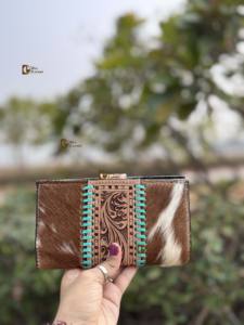 Nueva Cartera de Cuero con Grabado a Mano, Estuche para Teléfono, Elegante Cartera de Cuero Vacuno con Pelaje, Multiusos, Estilo Western - Product Image 3