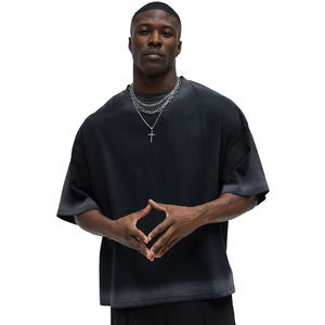 Camiseta Oversize de Algodón para Hombre, Manga Corta, Cuello Redondo, Patrón de Letras en Relieve, Estilo Urbano, Tejido Jersey, Logotipo Frontal, Negra - Product Image 2