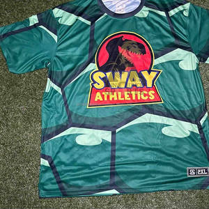 Ensemble de maillot de football personnalisé avec nom d'équipe, chaussettes, tissu respirant 100% polyester, options de logo et de design personnalisés - Product Image 4