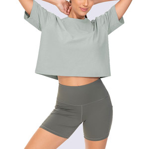 Crop top pour femme au design ergonomique, décontracté, pour la marche en plein air, vêtements d'été, manches courtes, impression personnalisable, crop tee tendance - Product Image 6