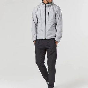 Veste coupe-vent à capuche gris clair pour homme, coupe régulière, fermeture éclair intégrale, décontractée, pour l'extérieur, en polyester, vestes pour homme - Product Image 5
