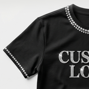 เสื้อยืดครอปพิมพ์โลโก้ตามสั่ง เนื้อผ้าหนา 300GSM ประดับคริสตัลคุณภาพสูงที่คอเสื้อและแขนเสื้อ สำหรับผู้ชาย - Product Image 3