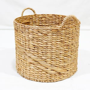 Panier à linge en jacinthe d'eau naturelle Artex Dong Thap, bac de rangement tissé écologique avec poignées pour la décoration de la maison - Product Image 1