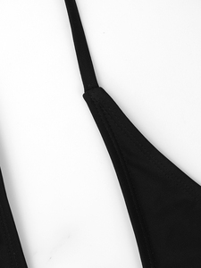 Ensemble de bikini croisé noir uni pour femme avec bas string échancré et extensible - Product Image 2