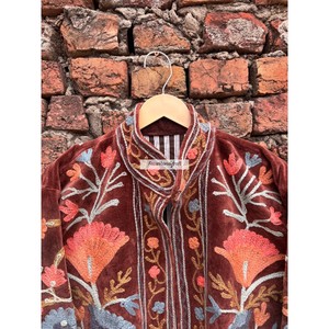 เสื้อแจ็คเก็ตกำมะหยี่แบบยูนิเซ็กซ์ เสื้อแจ็คเก็ตปักลายแฮนด์เมดพร้อมกระเป๋าข้างสองข้าง เสื้อแจ็คเก็ตสไตล์โบโฮชิค เสื้อแจ็คเก็ตลำลอง เสื้อโค้ทผู้หญิง - Product Image 4