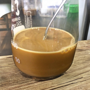 กาแฟโรบัสต้าสำเร็จรูปชนิดผง ได้รับการรับรองฮาลาล บรรจุกล่องขนาดใหญ่ 10 กิโลกรัม รสครีม ช็อกโกแลต ถั่ว ผลไม้ รสขม มีคาเฟอีน - Product Image 6