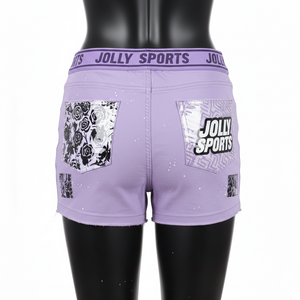 Shorts en denim lavande pour femme, en coton et polyester de qualité supérieure, avec panneaux transparents en PVC et logo personnalisé. - Product Image 2