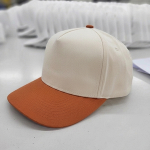 Casquette de baseball bicolore personnalisée avec texte et logo brodé, en polyester et coton, 5 panneaux, pour mariage, vente en gros - Product Image 2