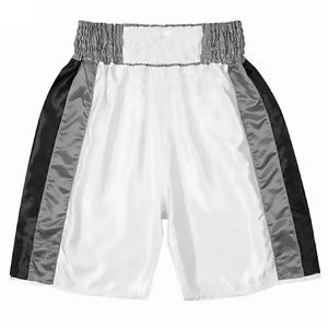 กางเกงขาสั้นคาร์โก้ลำลองสำหรับมวยไทย แบบยูนิเซ็กซ์ ทรงหลวม หลายกระเป๋า น้ำหนักเบา คุณภาพสูง ผลิตจากโพลีเอสเตอร์ 100%  รับสั่งทำสีและโลโก้ - Product Image 5