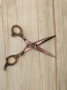 Ciseaux de coiffure professionnels en acier inoxydable pour salon de coiffure, vente en gros d'usine, ciseaux à effiler les cheveux - Product Image 5