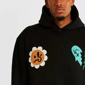 Sudadera con capucha negra personalizada con parche de chenilla bordado para hombre, estilo oversize, de forro polar, para streetwear, venta al por mayor, OEM, marca privada - Product Image 4