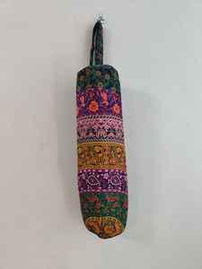 Tapis de yoga en coton fait main et sacs de sport avec doublure imperméable, sangles réglables et fermeture éclair pour studio de yoga - Product Image 3