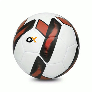 Balón de Fútbol de Alta Calidad en Oferta, con Cámara de Goma, Diseño Clásico con Logotipo, Alta Retención de Aire - Product Image 4