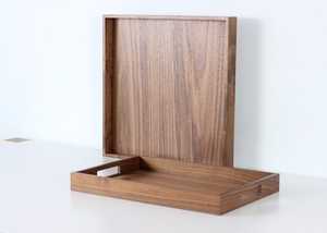 Plateau de service rectangulaire moderne de luxe en bois d'acacia, compatible lave-vaisselle, pour collations, café, repas, vaisselle de table et bureau, personnalisable, individuel - Product Image 3