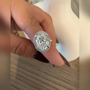 Bague ovale en diamant cultivé en laboratoire pour femmes, 4 carats, bijoux de luxe en argent Sterling 925, pour mariage, fiançailles, cadeau d'anniversaire - Product Image 3