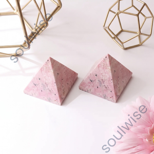 คริสตัลโรโดโครไซต์ธรรมชาติทรงพีระมิด สีชมพูขาว แถบสีขาวขัดเงา อัญมณีจากอินเดีย คาร์ตาวยา สำหรับตกแต่งและสะสม - Product Image 6