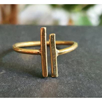 18K Vergoldete Messing Christliche Friedensdesign Minimalistische Unisex Ringe Modernes Alltagsschmuck-Set