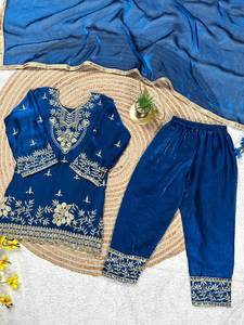 Conjunto de Ropa Étnica Bollywood para Niñas, Tendencia 2026, Salwar Kameez de Algodón y Seda con Bordado Dorado de Lujo, Dupatta, Ropa de Fiesta Punjabi - Product Image 2