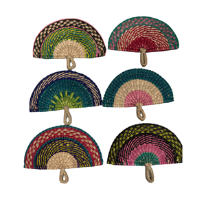 Éventail en jonc de mer naturel du Vietnam, tissé à la main pour rafraîchir les événements estivaux, les cadeaux de mariage, les expositions culturelles et les coffrets cadeaux - Product Image 4