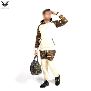 Chándal de hombre de estilo pullover con bloques de color personalizados y bolsillos laterales, de longitud completa y ajuste regular, con mangas largas. - Product Image 4