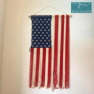 Tenture murale du drapeau américain en macramé bohème moderne pour la décoration de la maison le jour de l'indépendance américaine ou le 4 juillet - Product Image 3